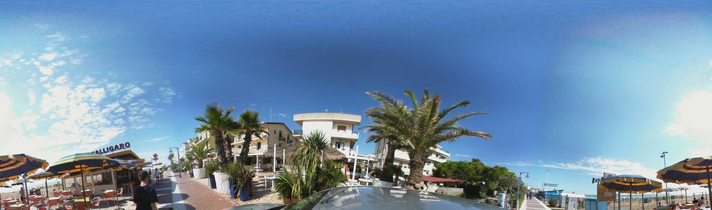 Appartamento Frontemare Azzurra Caorle Exterior foto